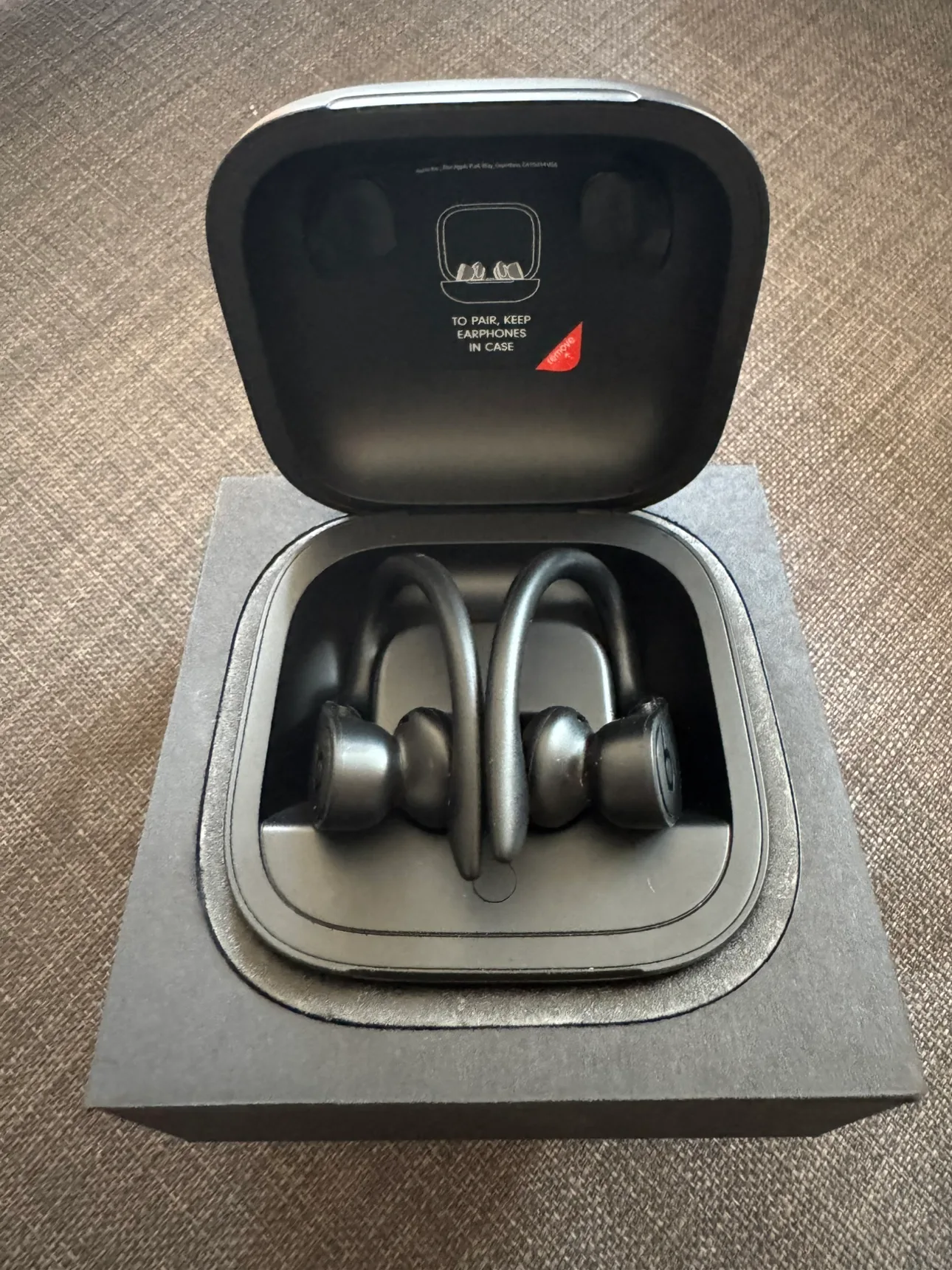 Beats Powerbeats Pro image indicator(4)