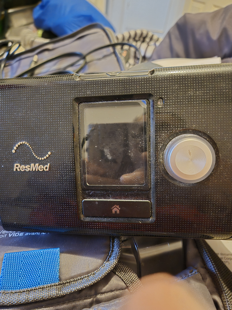 air cpap machine with case and plug in