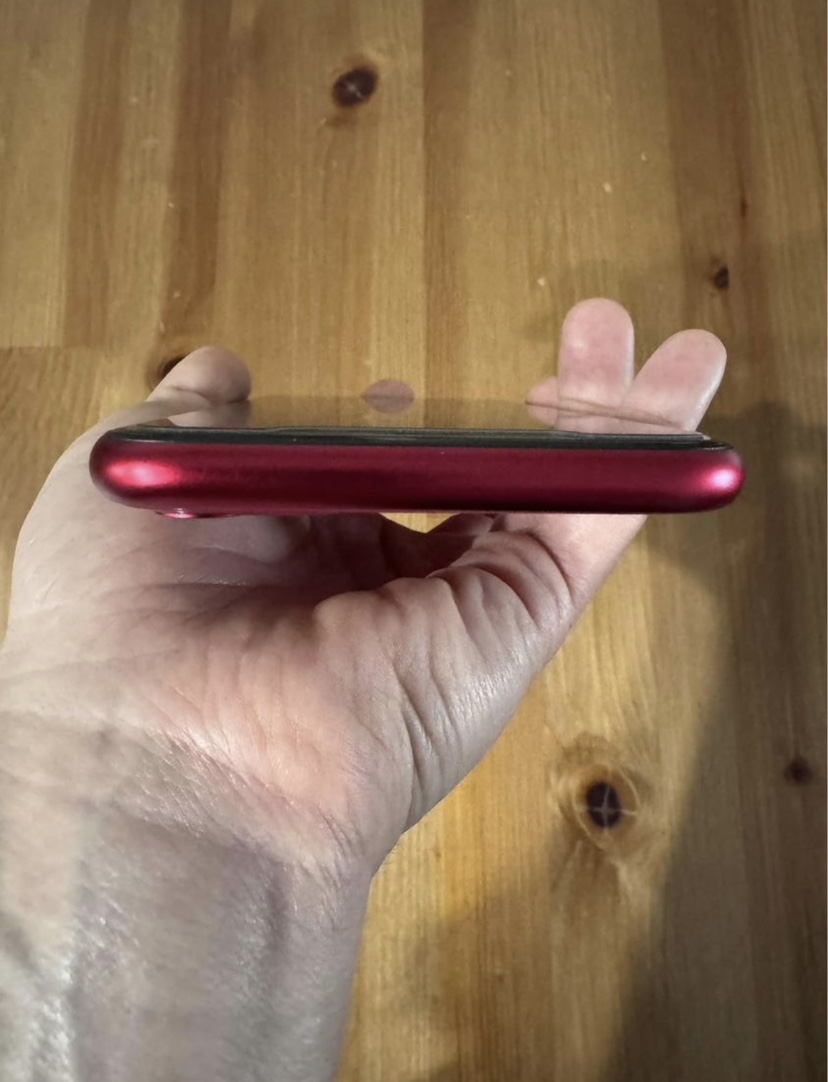 iPhone 11 (RED 64GB) in Original Box +Charger +Screen Protector - photo 4
