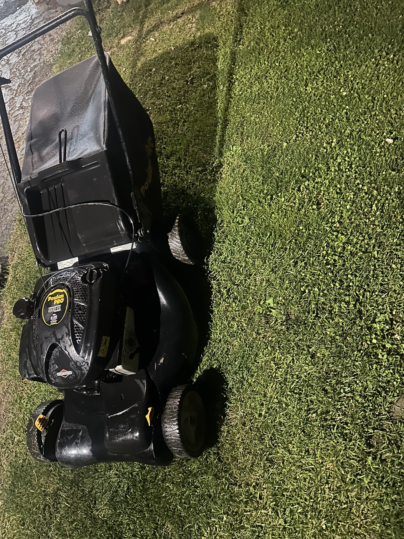 Poulan pro bagger lawn mower - photo 3