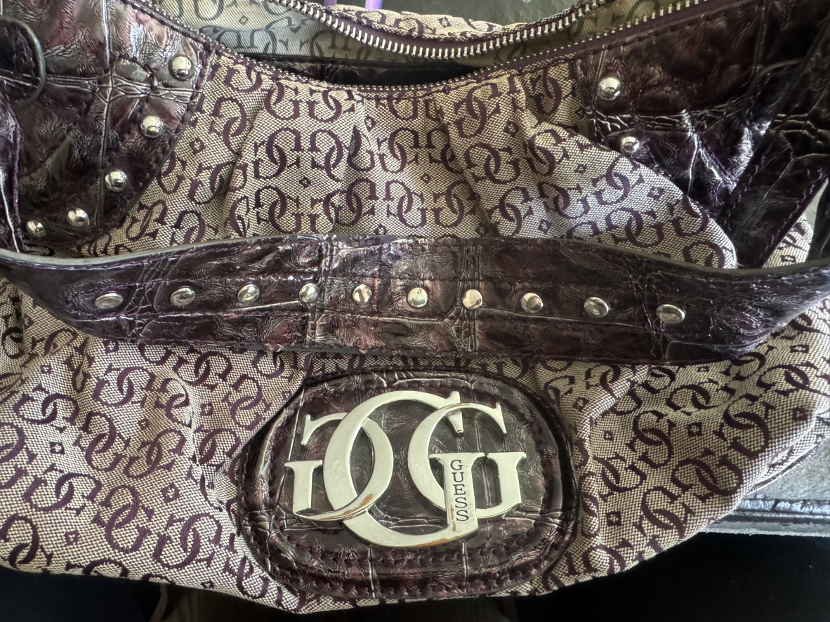 Guess purse