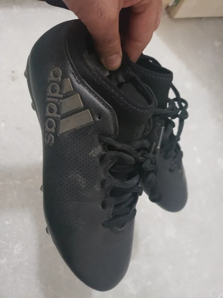 Adidas Soccer Cleats Size 4.5 image indicator(2)