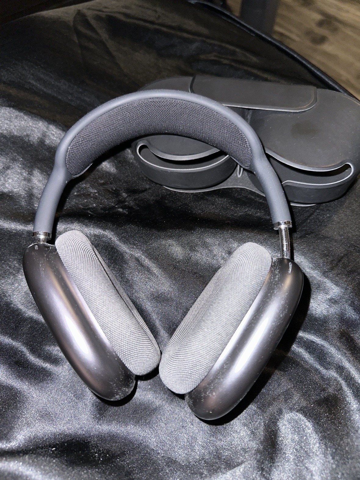 Apple AirPods Max Headphones - photo 3