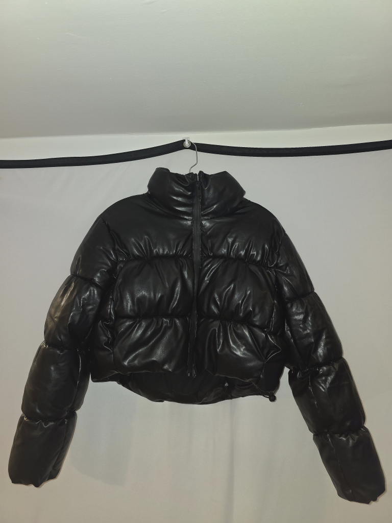 🧥 ZARA Leather Look Cropped Puffer Jacket, Size S