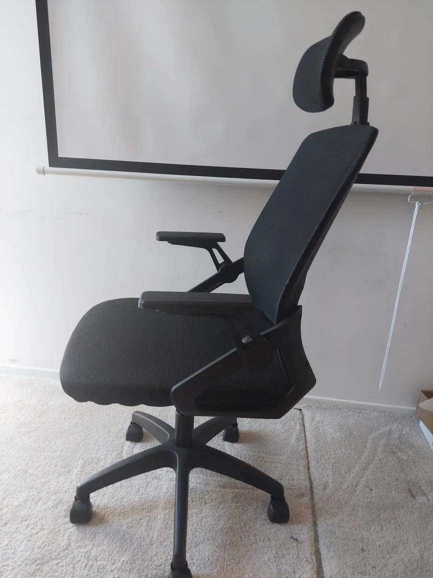 Ergonomic office chair with headrest image indicator(2)