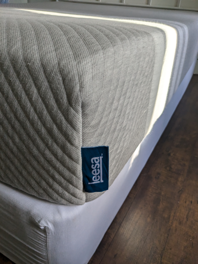 queen size box headboard set (no mattress) - photo 2