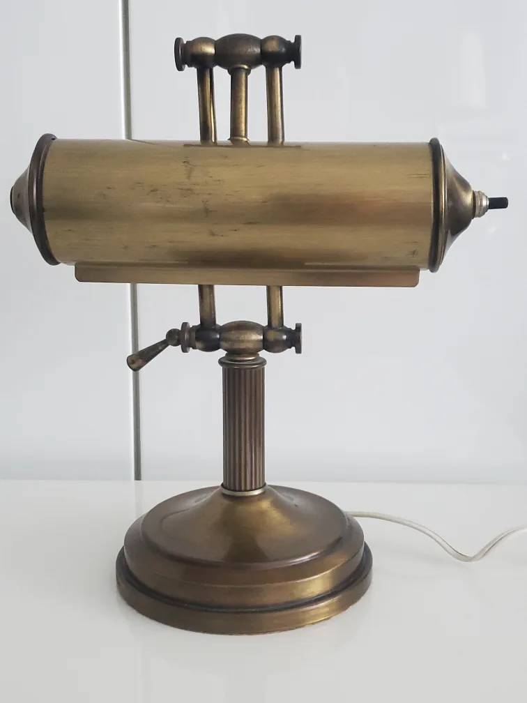 Adjustable vintage table lamp image indicator(2)