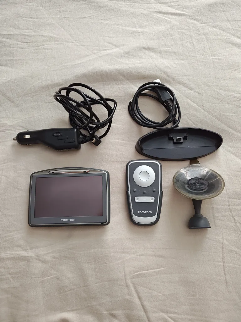 TOMTOM GPS thumbnail