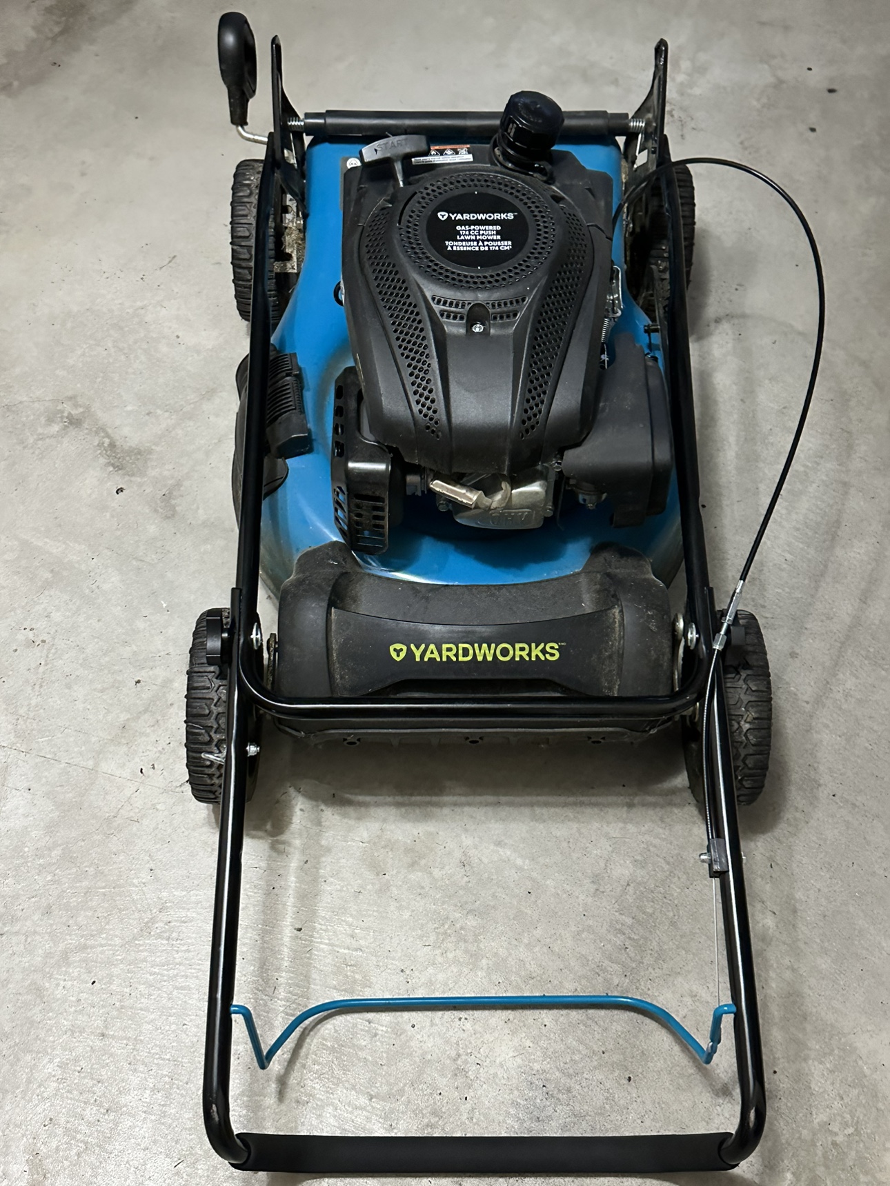 Yardworks Gas-Powered Lawn Mower - photo 5