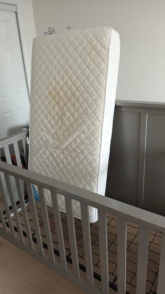 Grey Crib with Mattress image indicator(2)