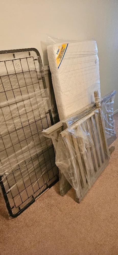 Grey Crib with Mattress image indicator(4)