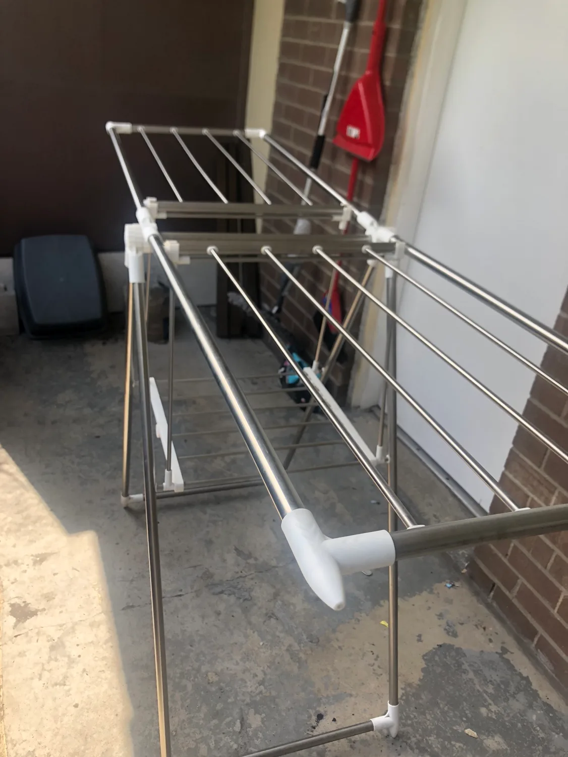 Folding Clothes Drying Rack thumbnail
