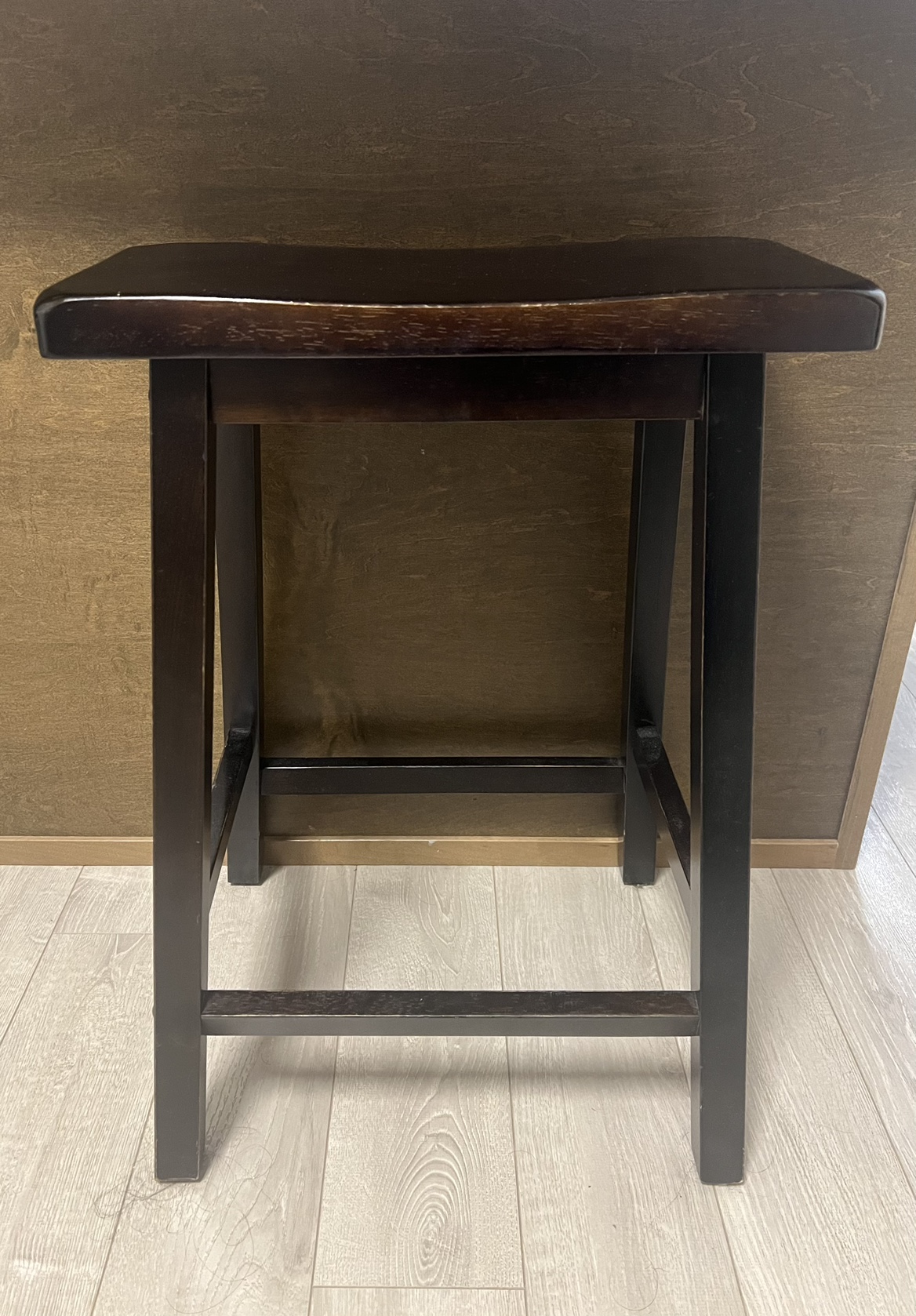 2 Wooden Stools - photo 2