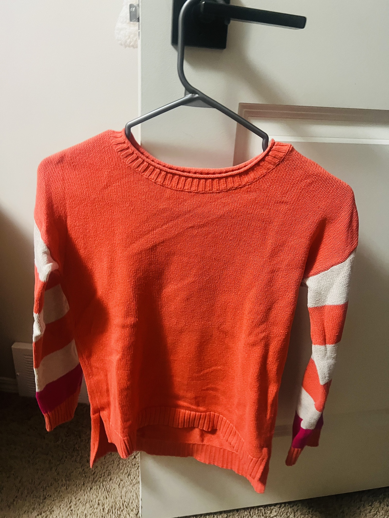 Old Navy girl sweater size 10-12