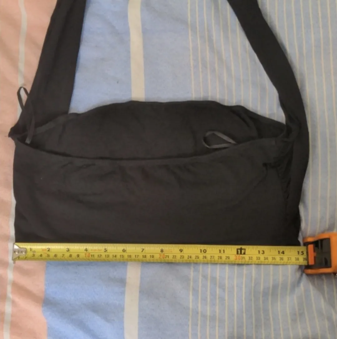 Black Criss Cross Halter Top image indicator(5)