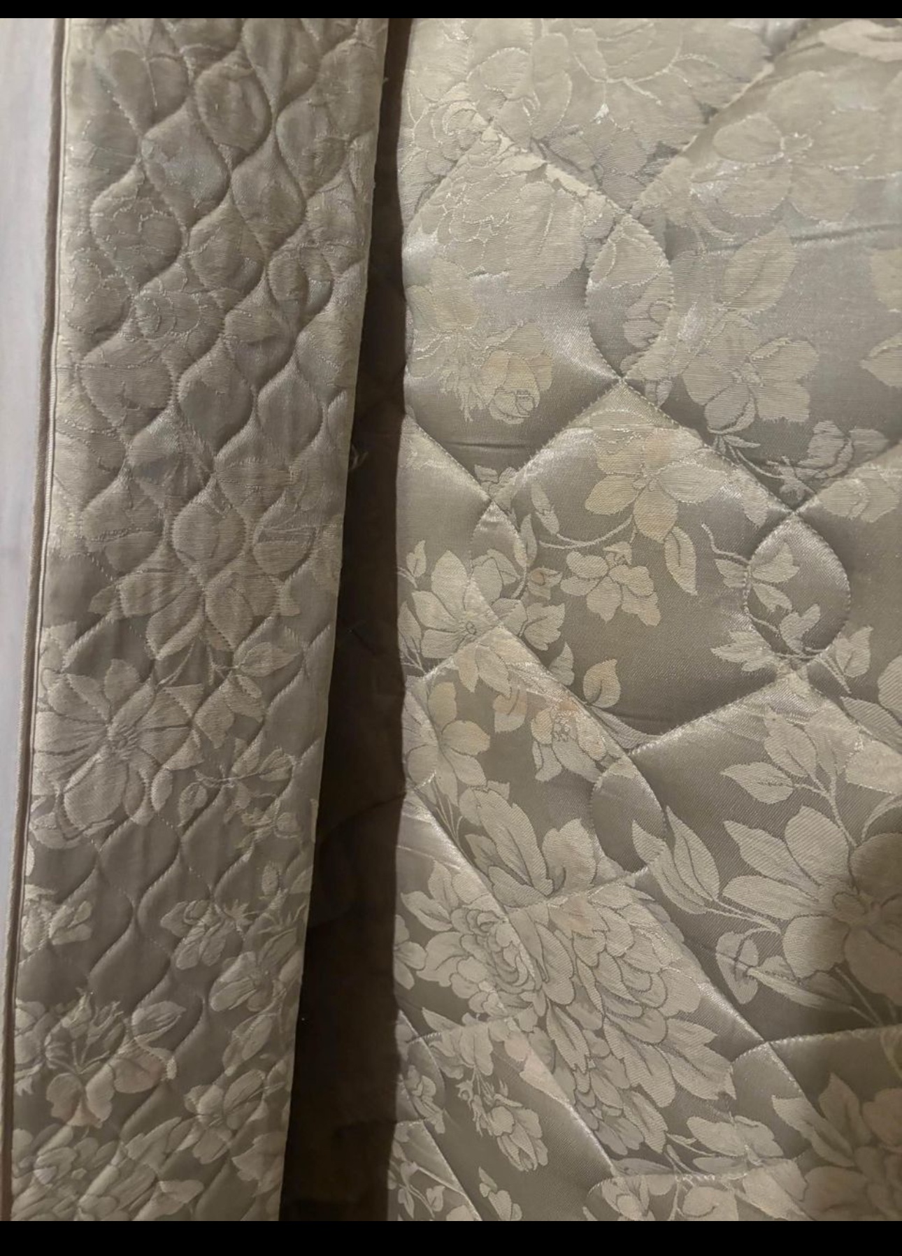 Sealy Posturepedic Double Mattress and Box Spring - photo 4