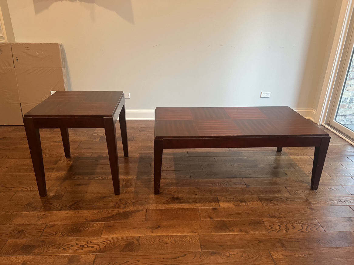 Set of 2 Wood Coffee Tables