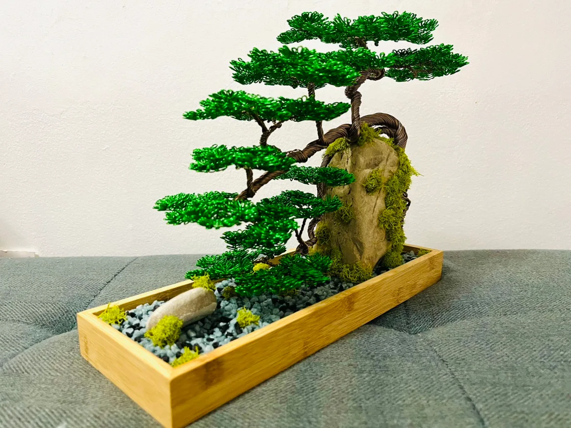 WIRE BONSAI TREE ON THE ROCK image indicator(4)