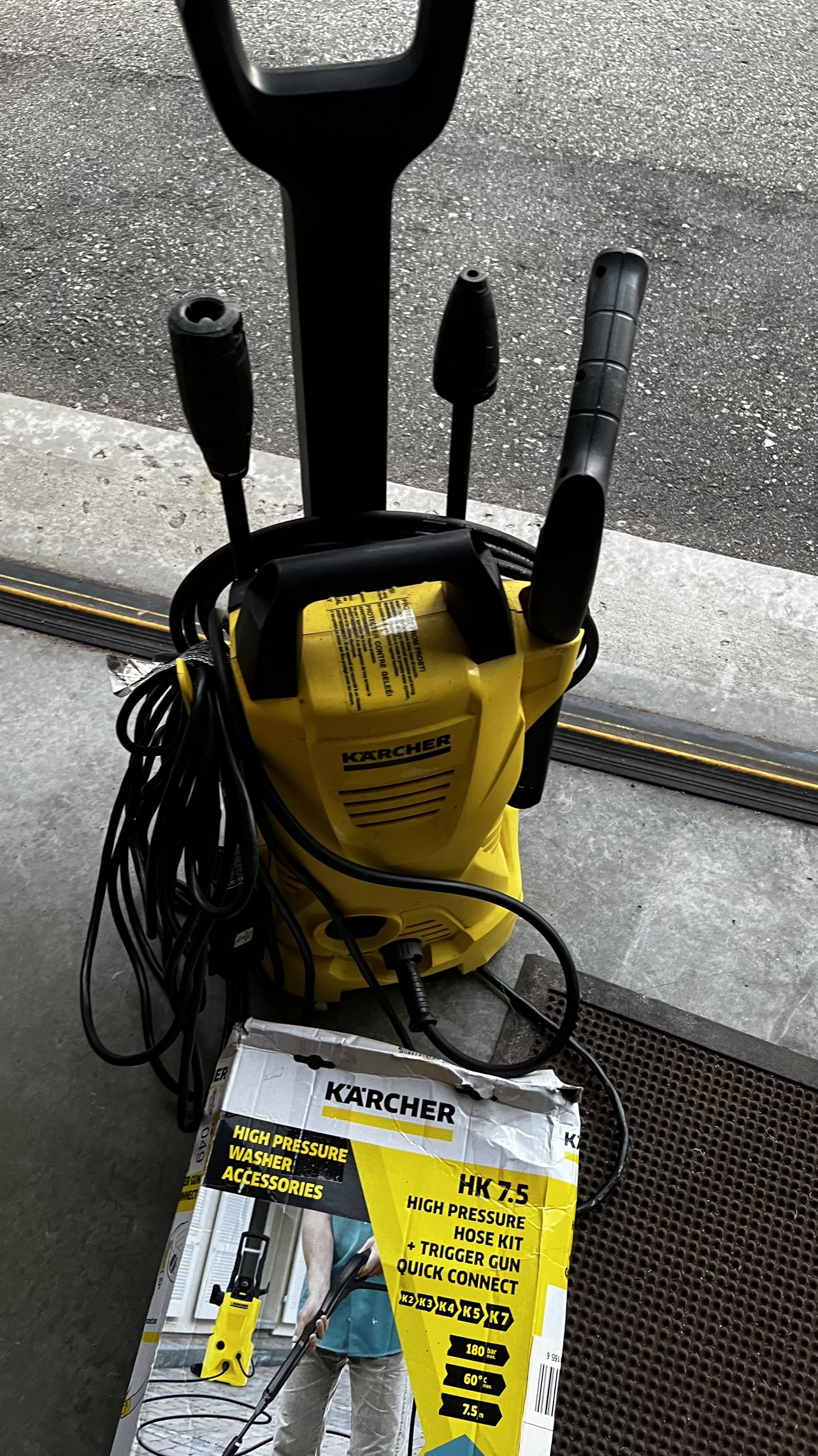 Karcher Pressure Washer with Accessories