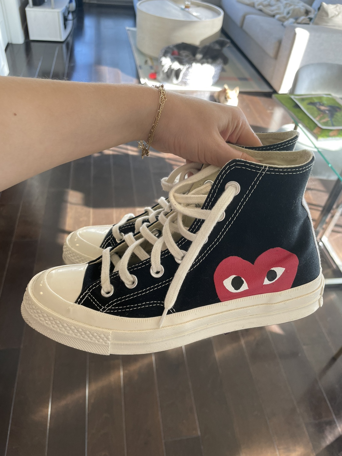 Women’s Comme des Garçons Play Converse High Top Shoes size 7