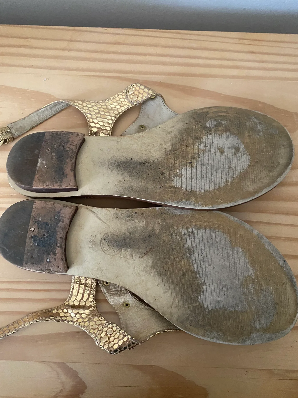 Michael Kors Woman’s Sandals image indicator(2)