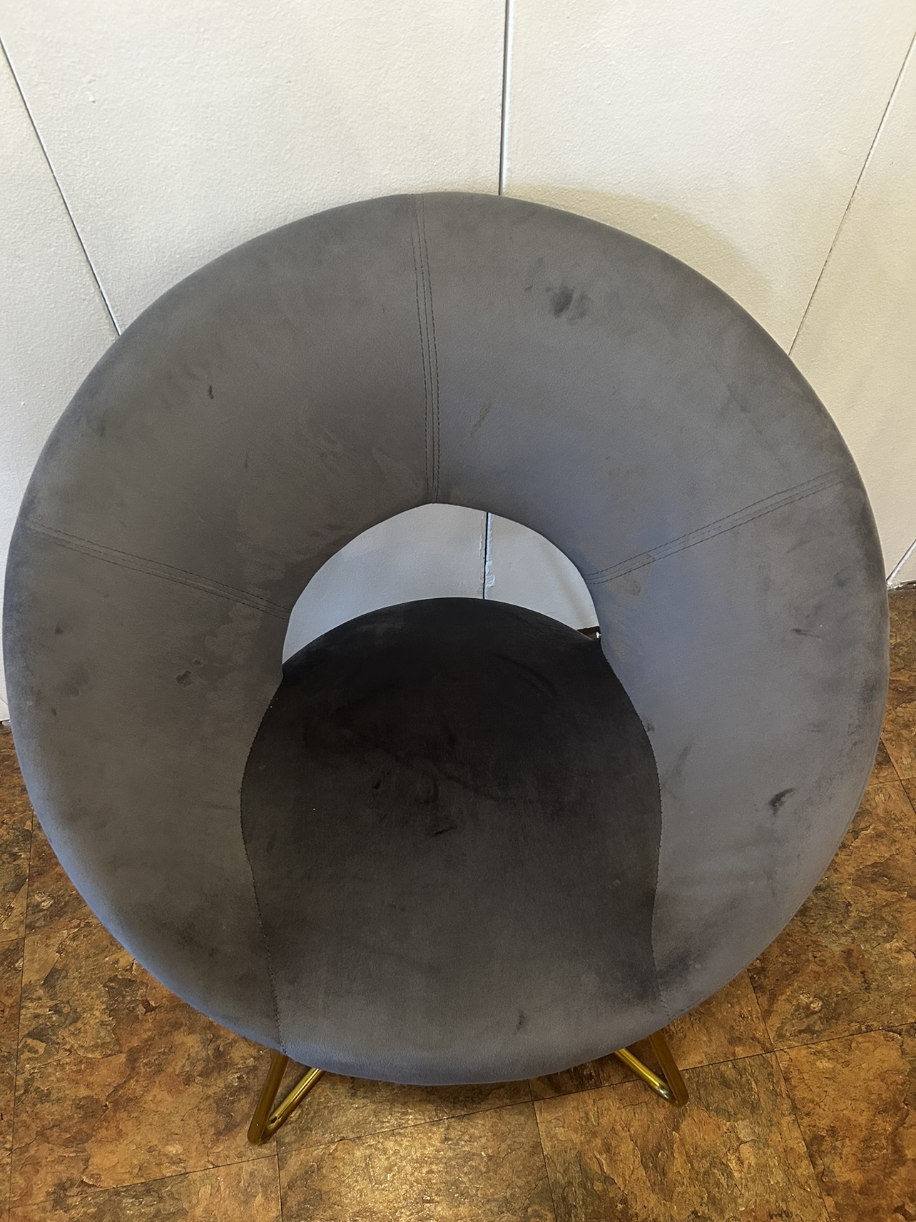 Grey Velvet Accent Chair - photo 2