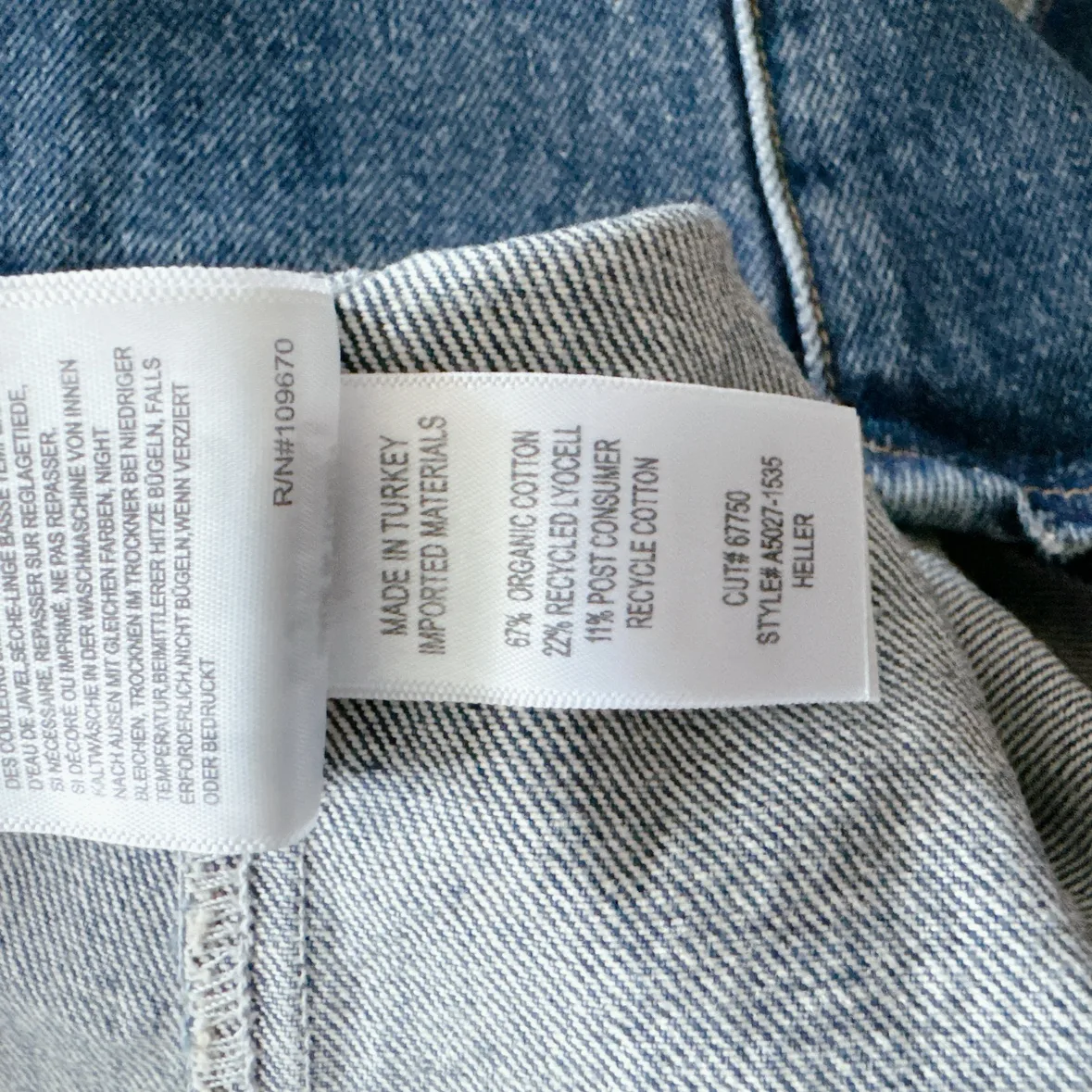 Agolde Denim Vest New with tags! Size XL Aritzia image indicator(5)