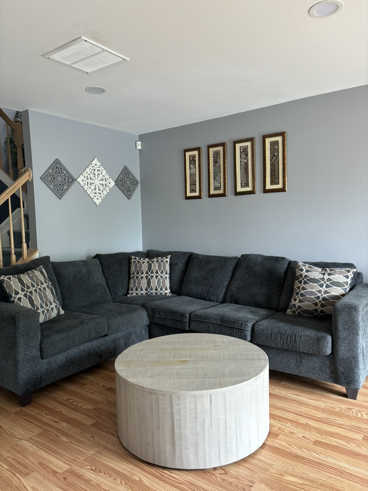 Fabric sectional sofa and center table