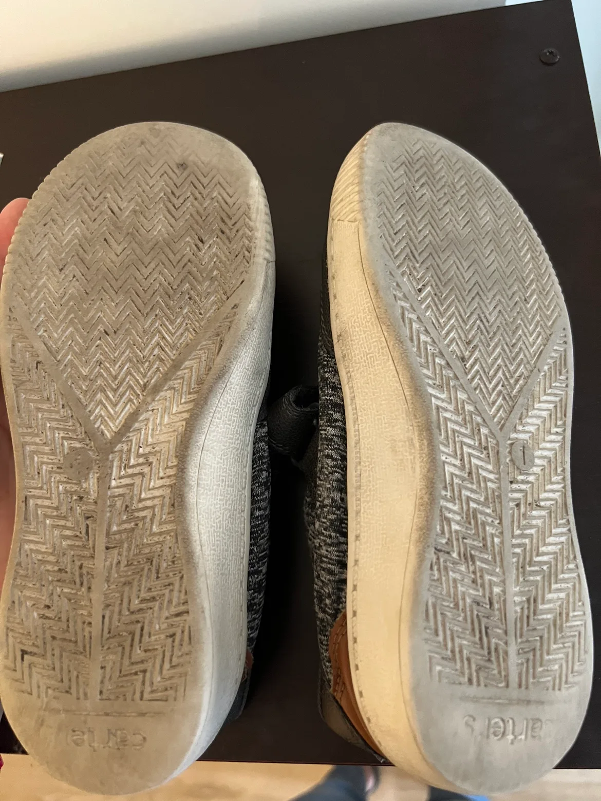 Carter's Size 1 Toddler Boys Sneakers image indicator(2)