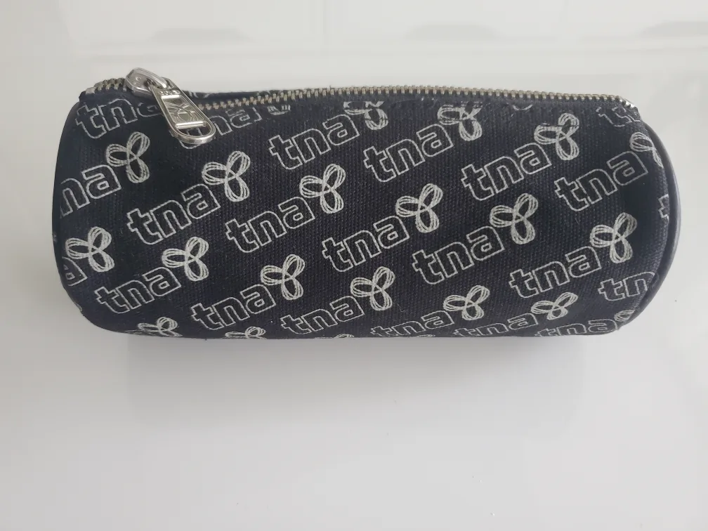 TNA pencil case image indicator(2)