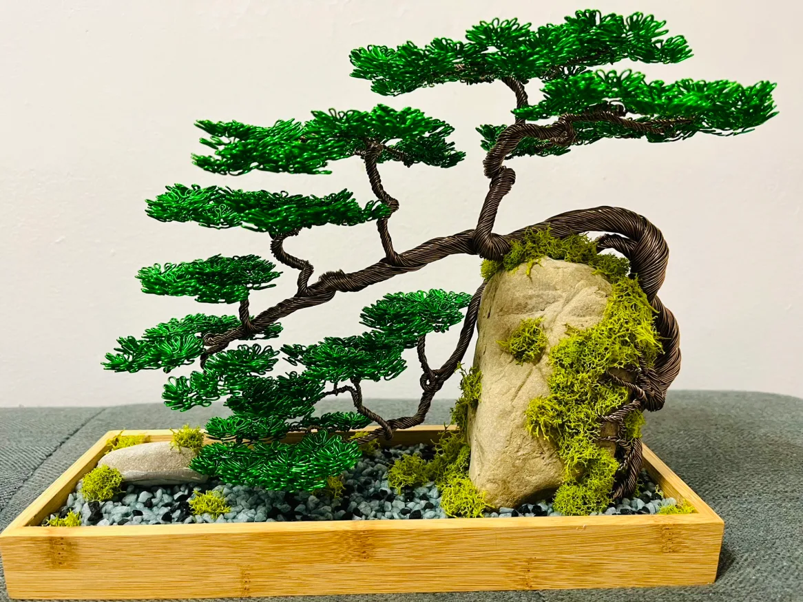 WIRE BONSAI TREE ON THE ROCK image indicator(6)