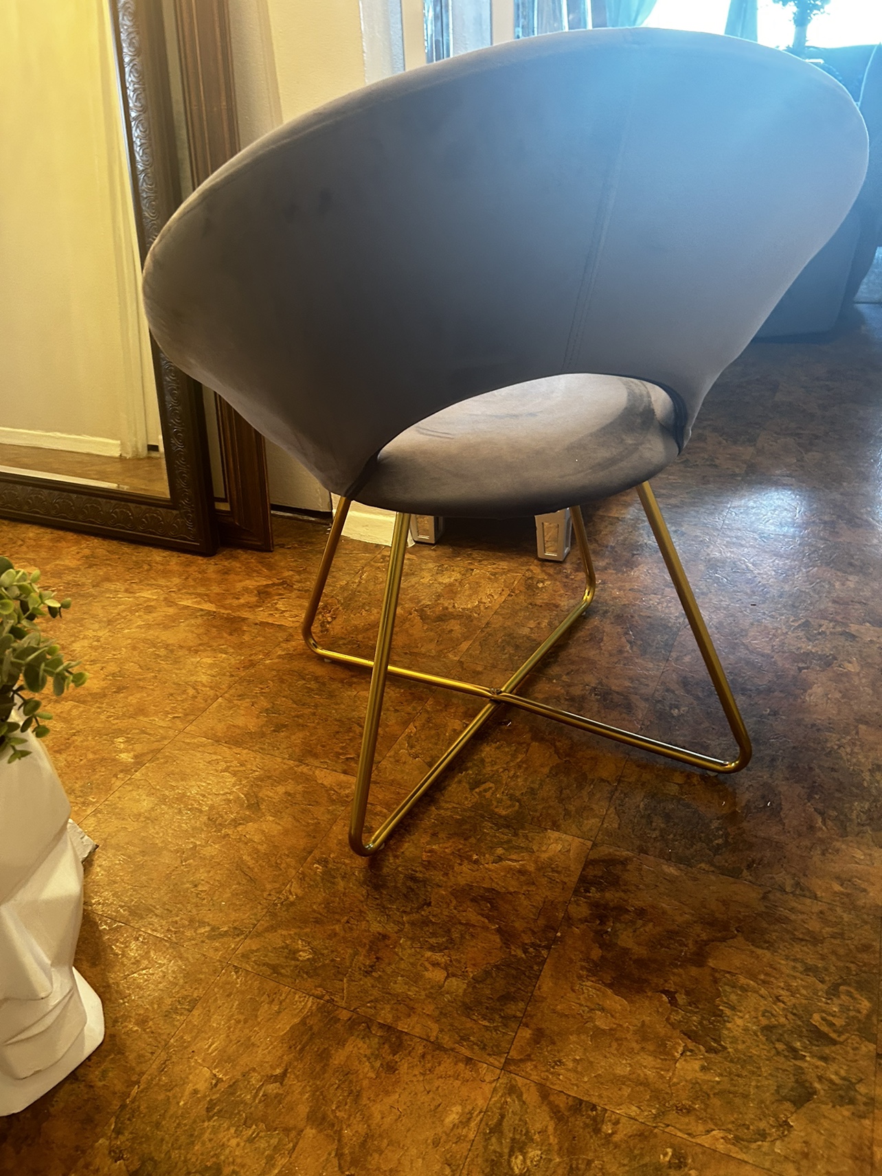 Grey Velvet Accent Chair - photo 4