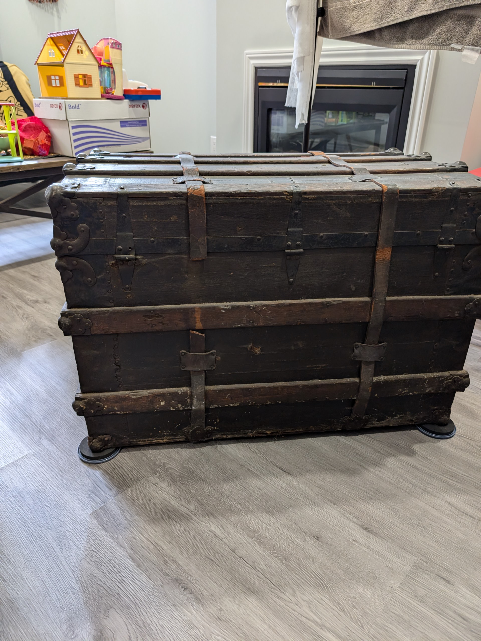 Vintage Steamer Trunk FS