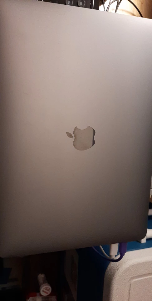 MacBook Pro 2020 $1000 or best offer