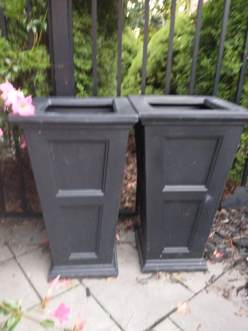 Tall Planters thumbnail