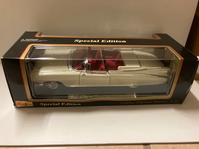 Maisto 1/18 Cadillac Eldorado Biarritz image indicator(2)