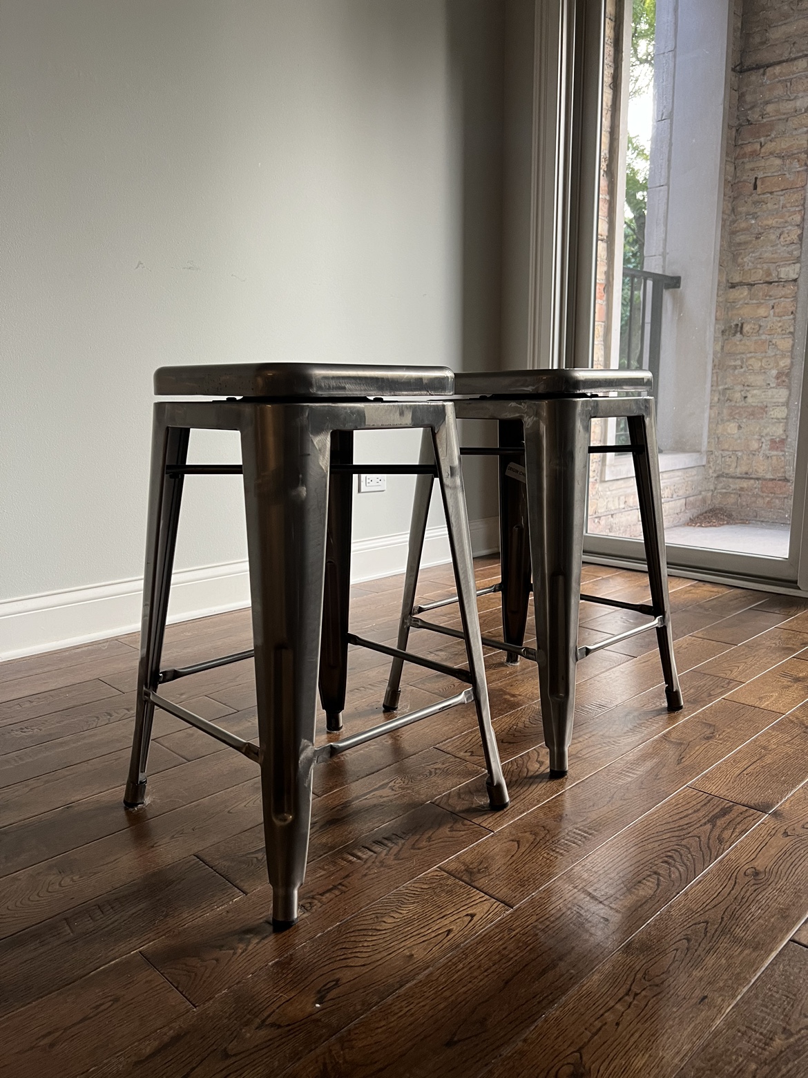 Set of 2 Industrial Metal Bar Stools - photo 2