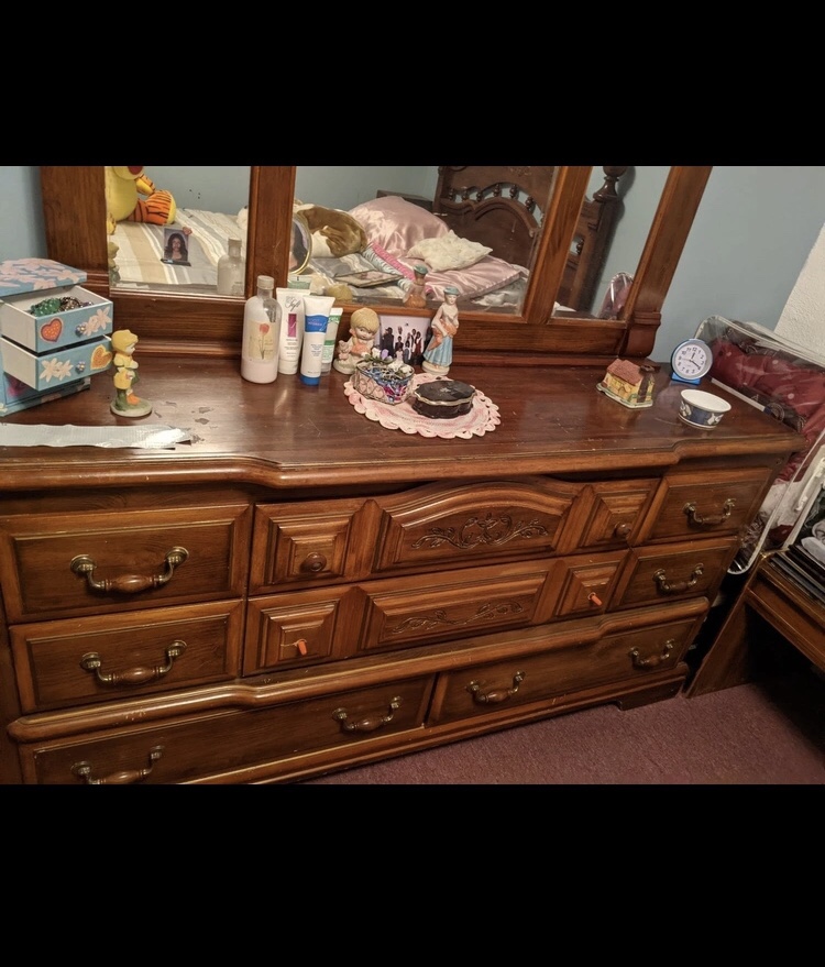 Vanity mirror + Dresser - photo 2