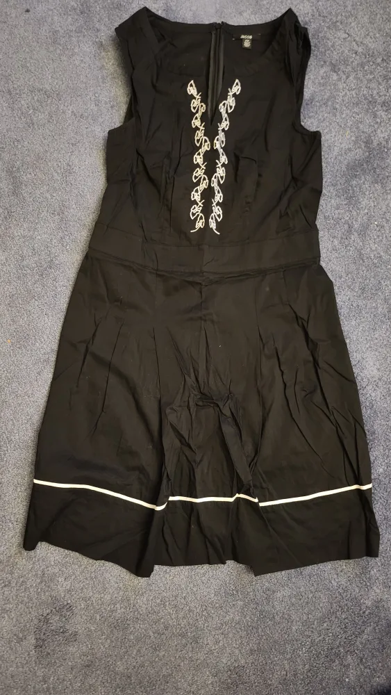 Black Embroidered Dress image indicator(2)
