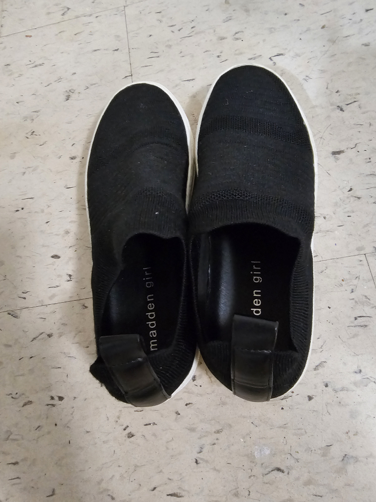 Madden Girl Black Knit Slip On Sneakers - photo 4