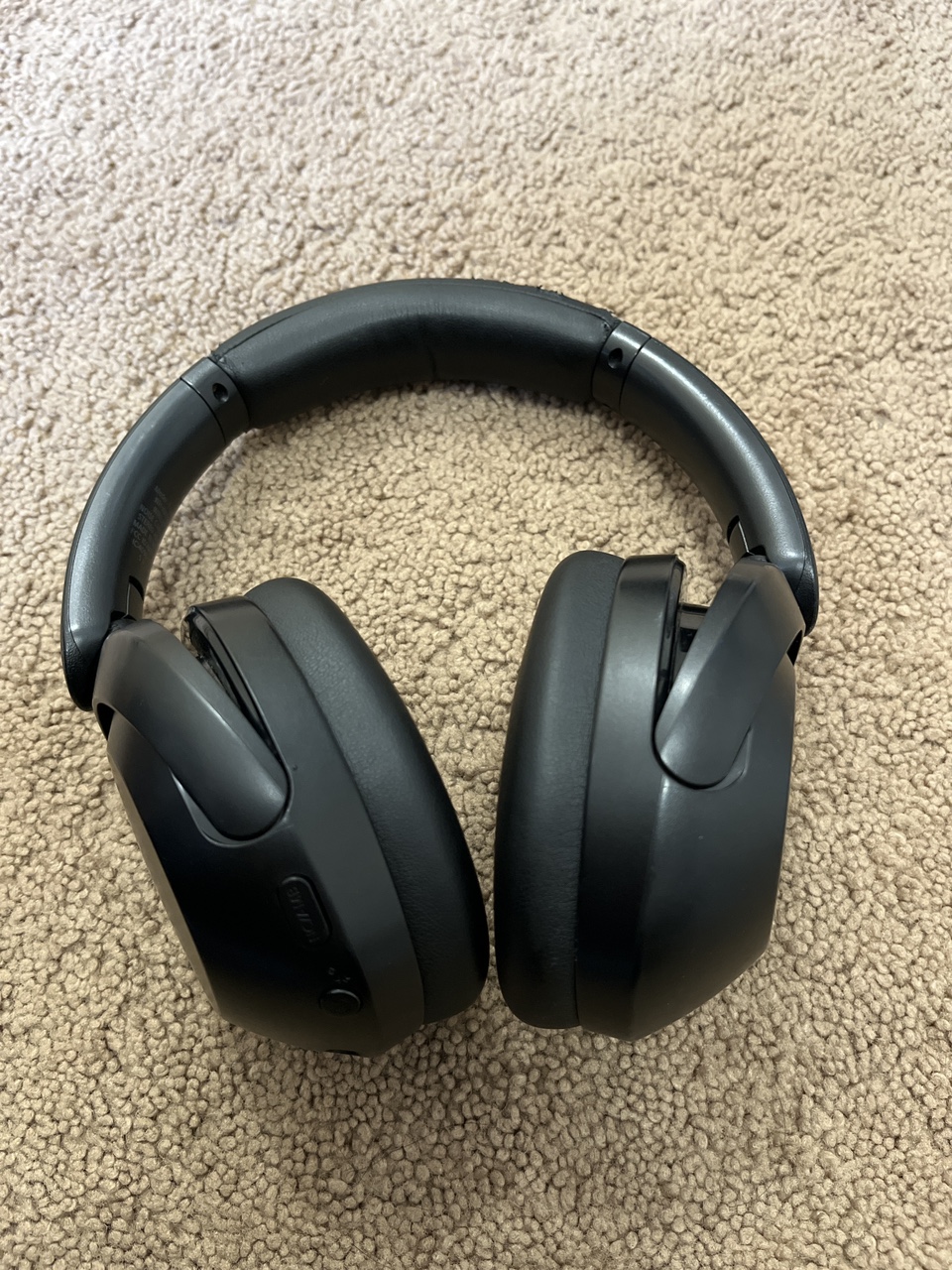 Sony WH series Noise Cancelling Headphones - photo 4
