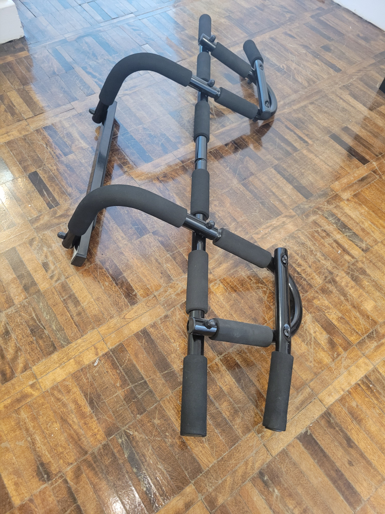 Doorway Pull Up Bar - photo 2