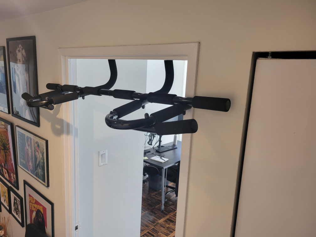 Doorway Pull Up Bar - photo 4