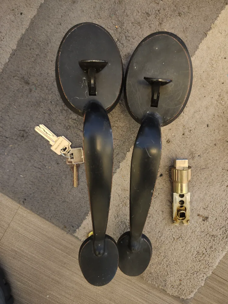 handles for double doors FREECYCLE image indicator(2)