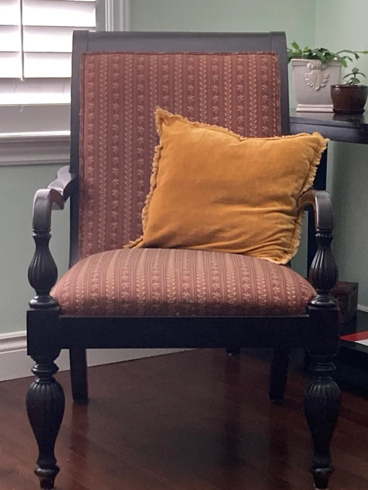 Armchair with Upholstered Back image indicator(2)