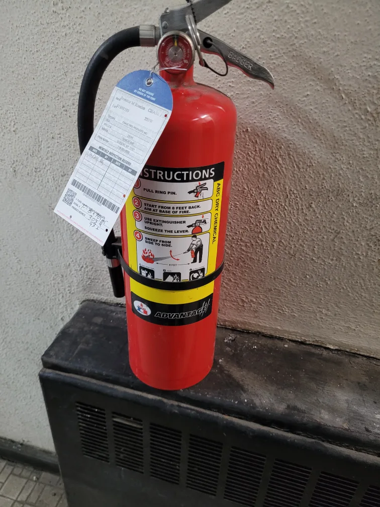 FIRE EXTINGUISHER thumbnail
