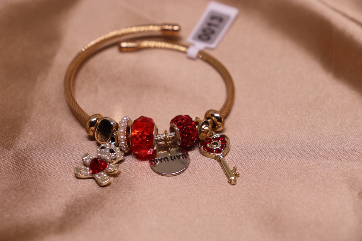 18K gold plated Red Bear and Key Bangle