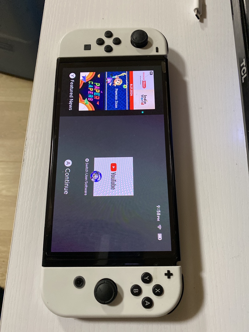 Nintendo switch OLED - photo 2