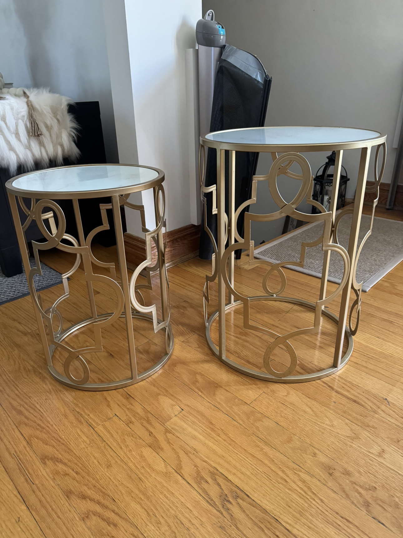 Gold Accent Tables Set of 2 - photo 3
