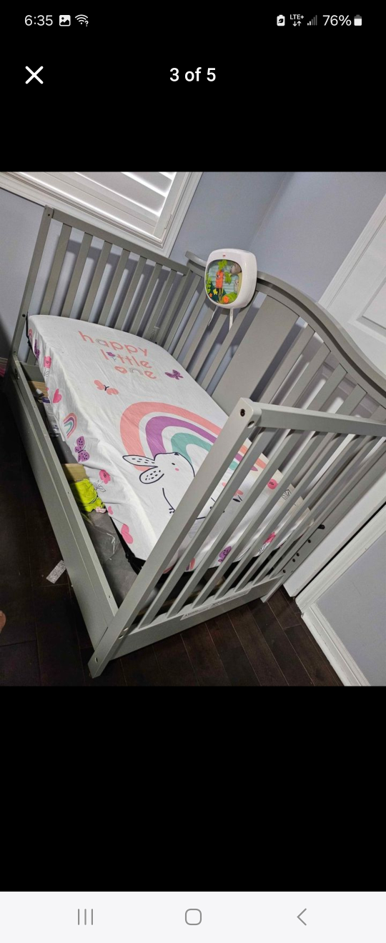 Baby Crib with mattress and sheet - photo 4